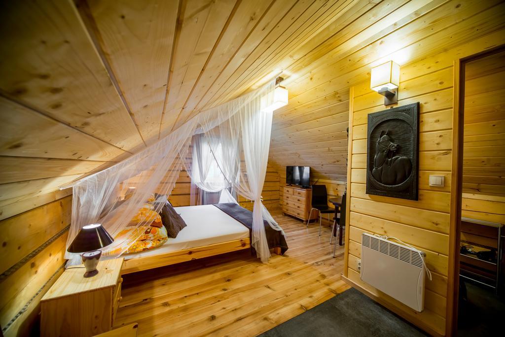 Ferienwohnung Gniazdko Pod Lipa Andrychów Exterior foto